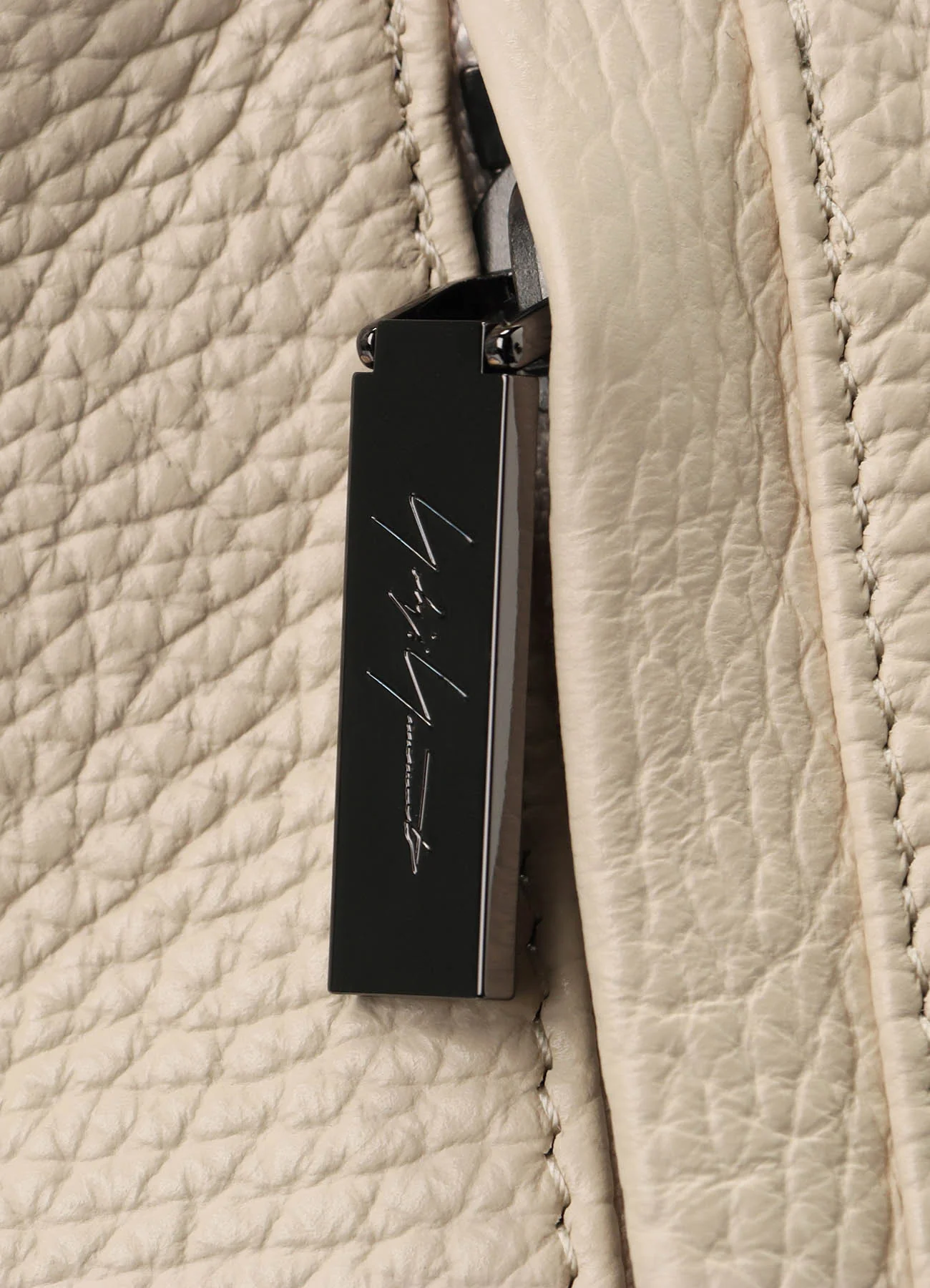 Y CROSSBODY BAG - Image 6