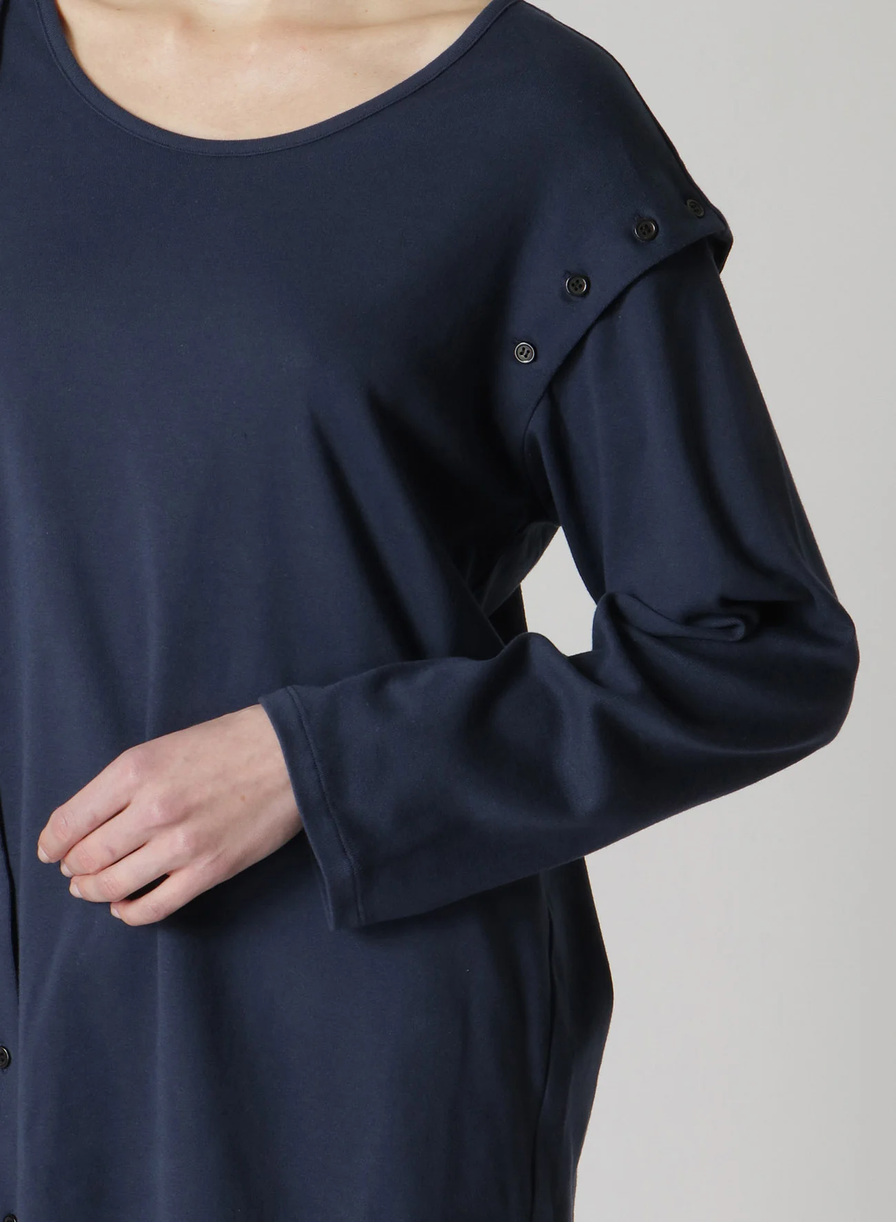 30/- COMBED COTTON LONG SLEEVE T-SHIRT WITH BUTTON-UP SLITS - Image 7