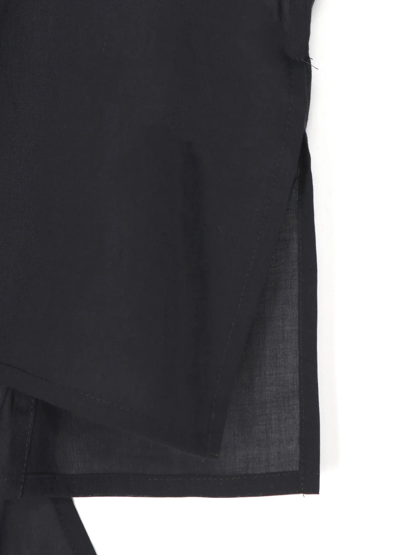 COTTON LAWN ASM SWALLOWTAIL GATHER DETAIL BLOUSE - Image 6