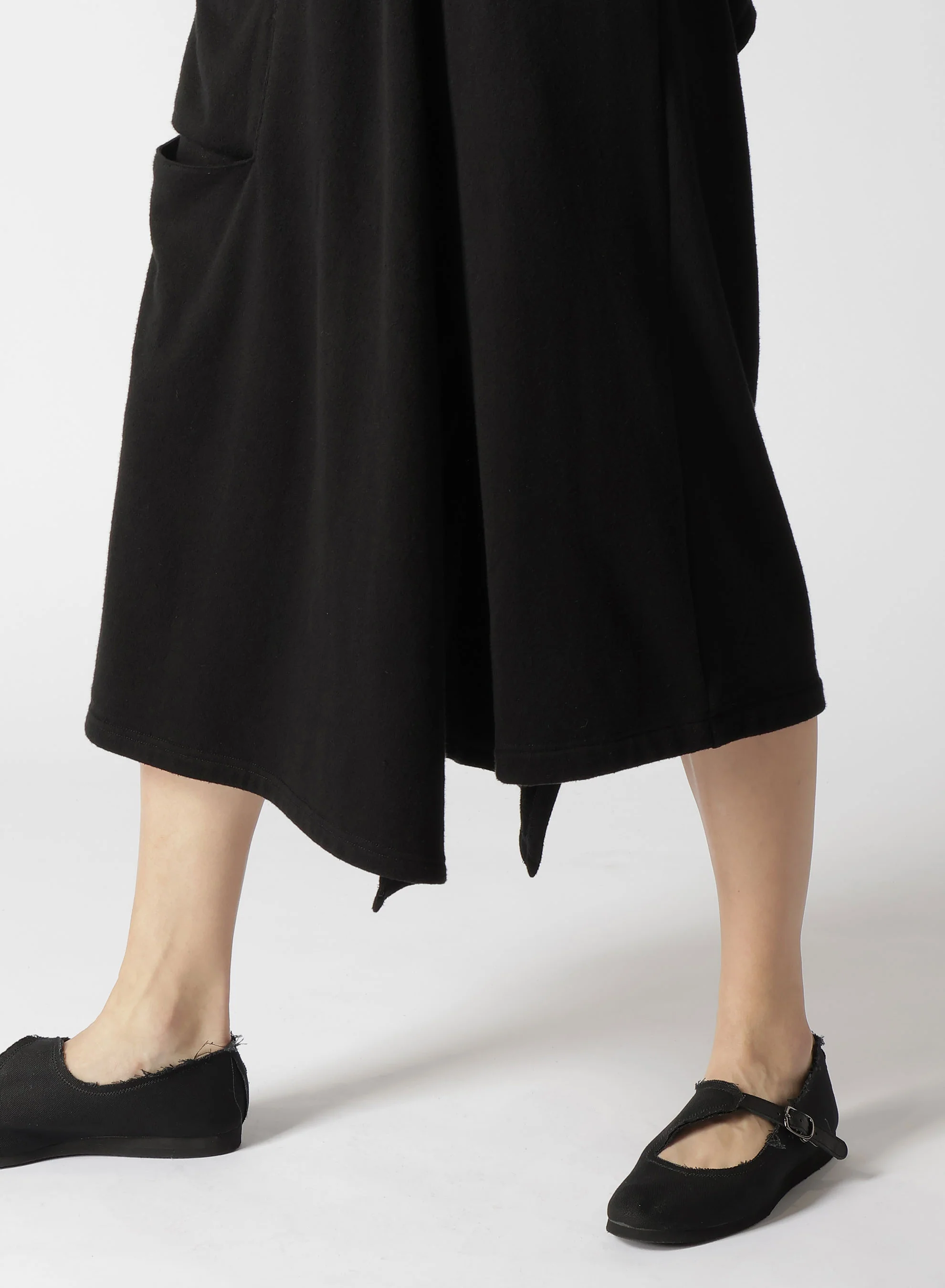 SUPIMA COTTON PILE POCKET DETAIL SKIRT - Image 10