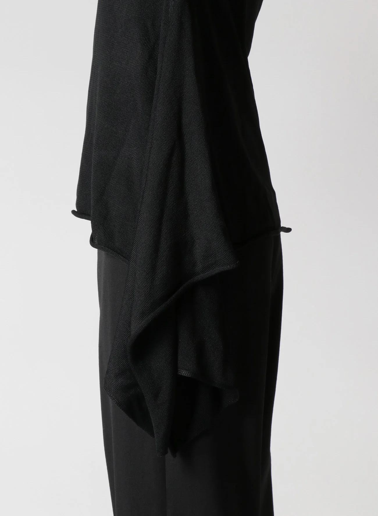 12G RIB, PLAIN STITCH, STRING ASYMMETRIC FLARE PO WITH STRING - Image 10