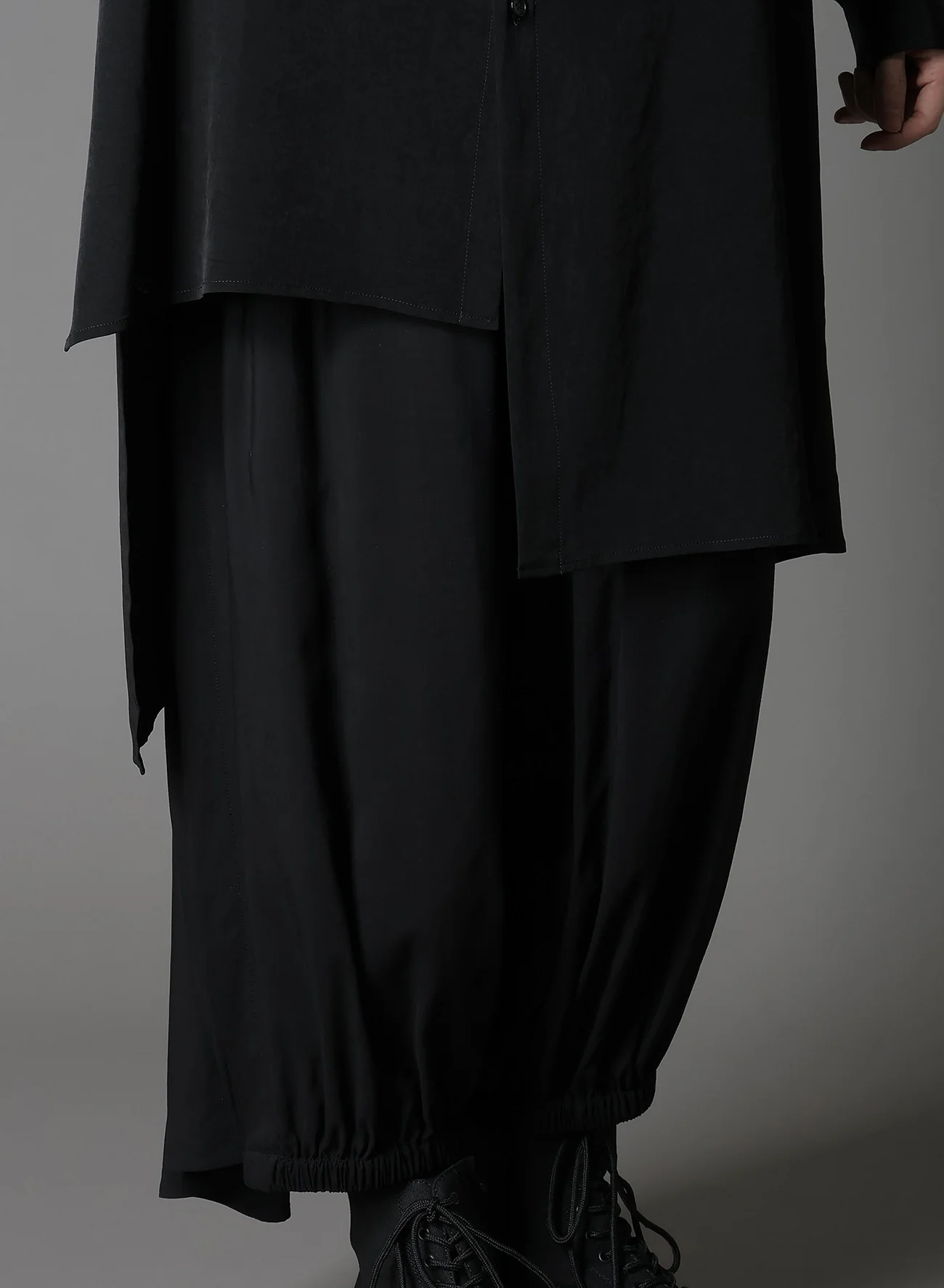 CREPE DE CHINE STANDARD ASYMMETRICAL FLARES SHIRT - Image 9