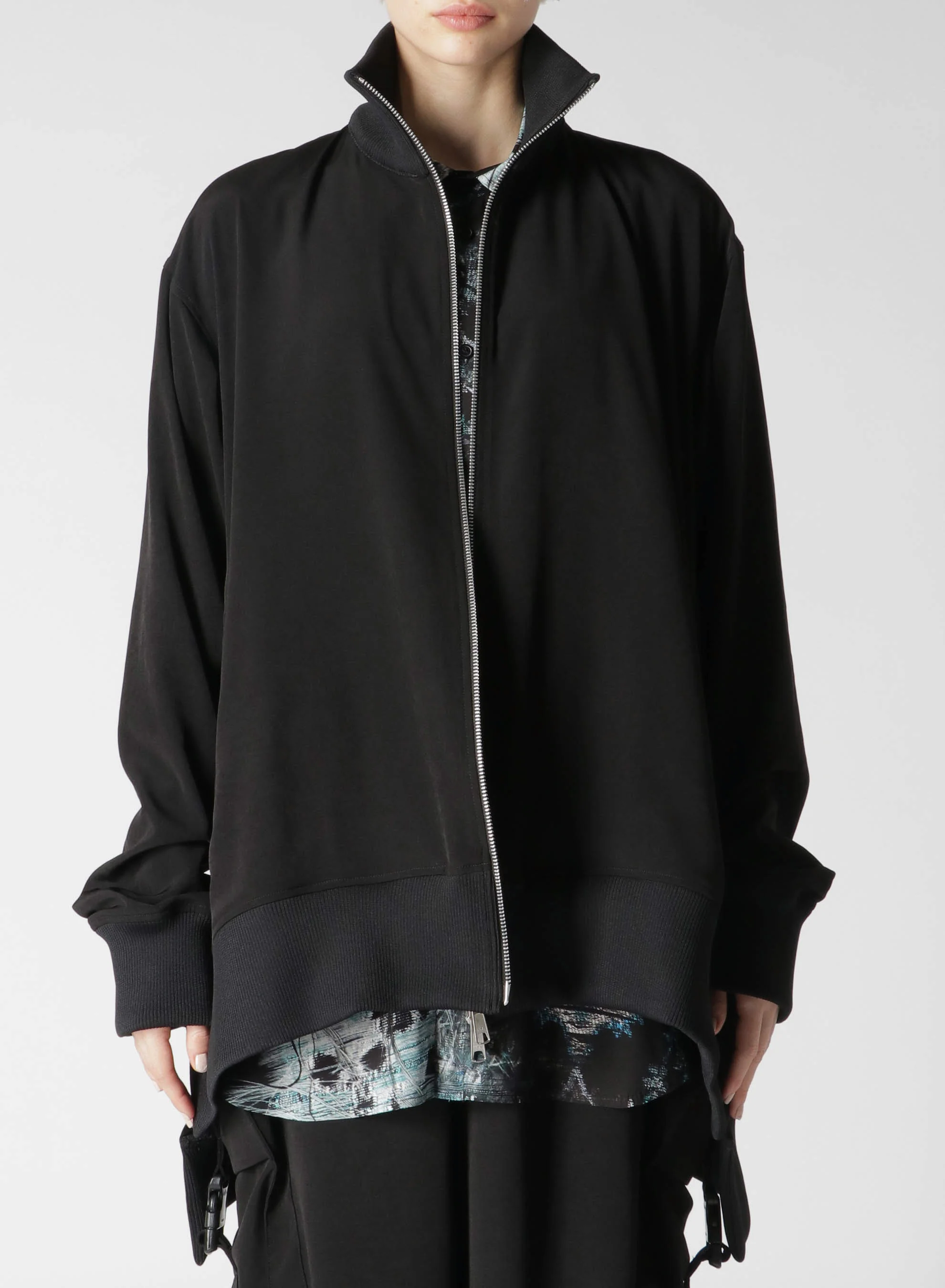 CREPE de CHINE CURVED HEMLINE TRACKSUIT JACKET - Image 6