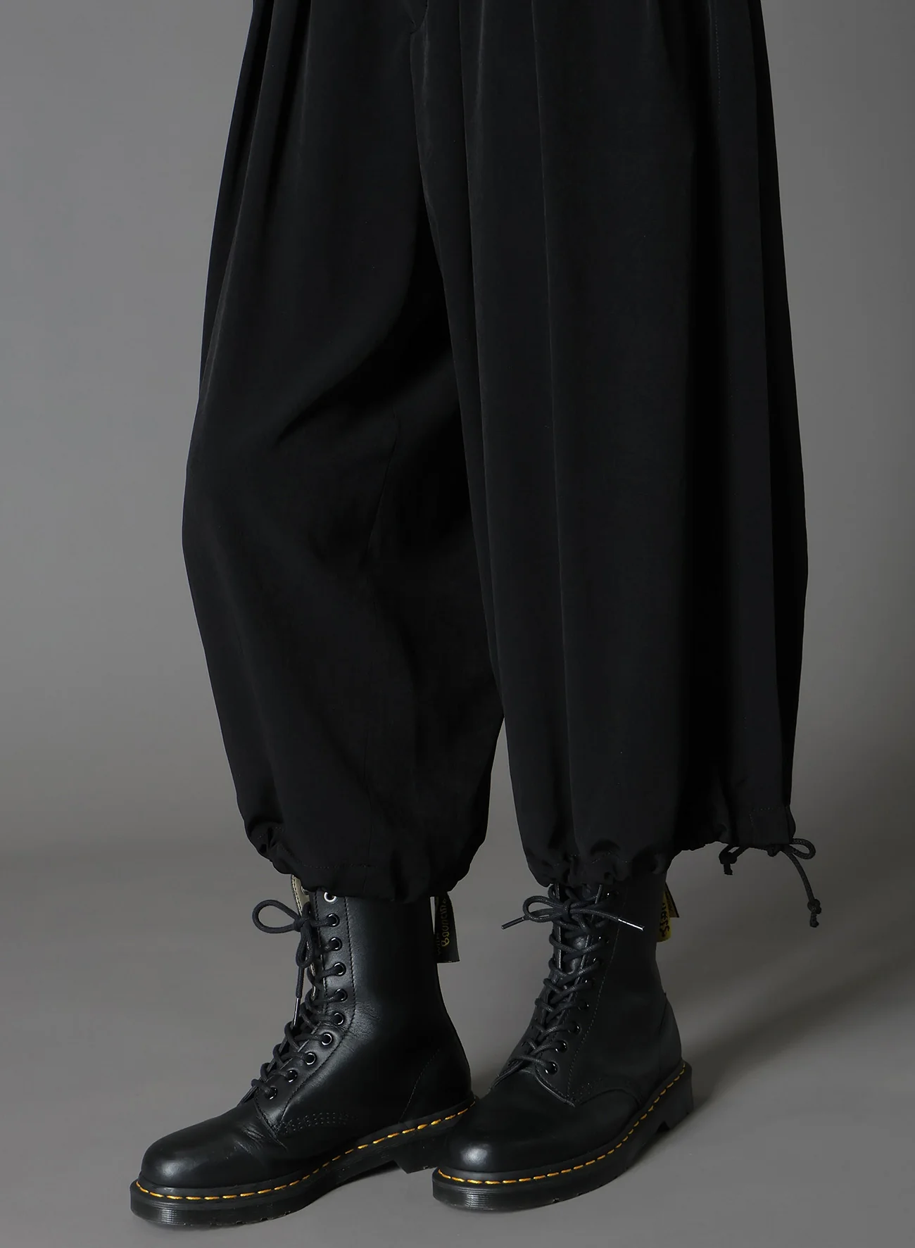 CREPE DE CHINE BALLOON PANTS - Image 8