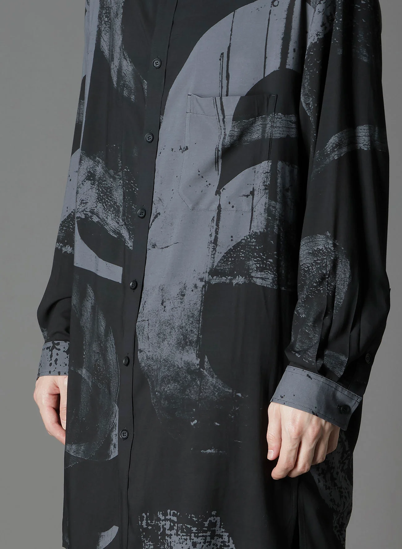 RAYON PRINT  NUMBER PATTERN LONG SHIRT - Image 11