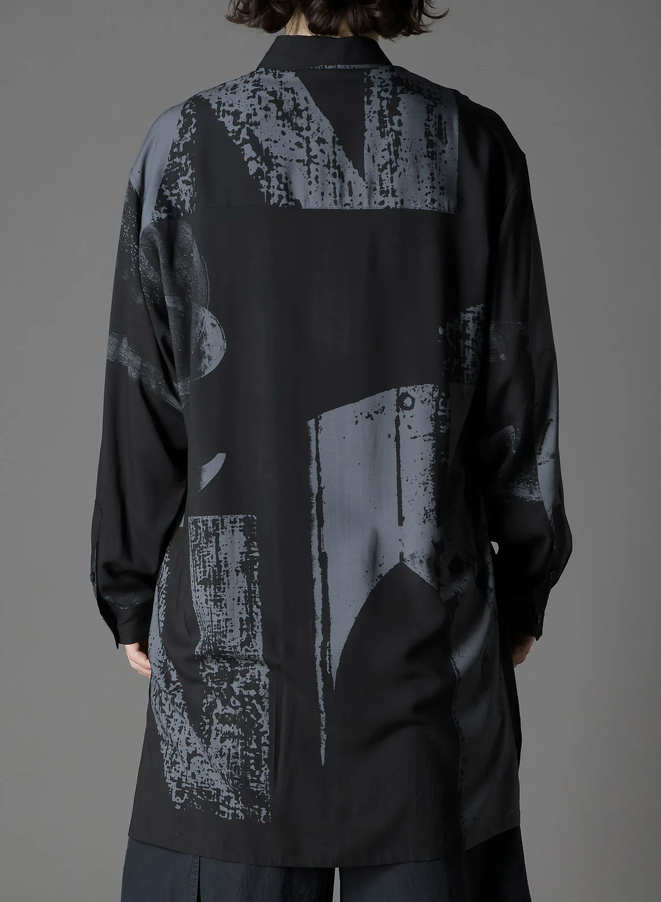 RAYON PRINT  NUMBER PATTERN LONG SHIRT - Image 12