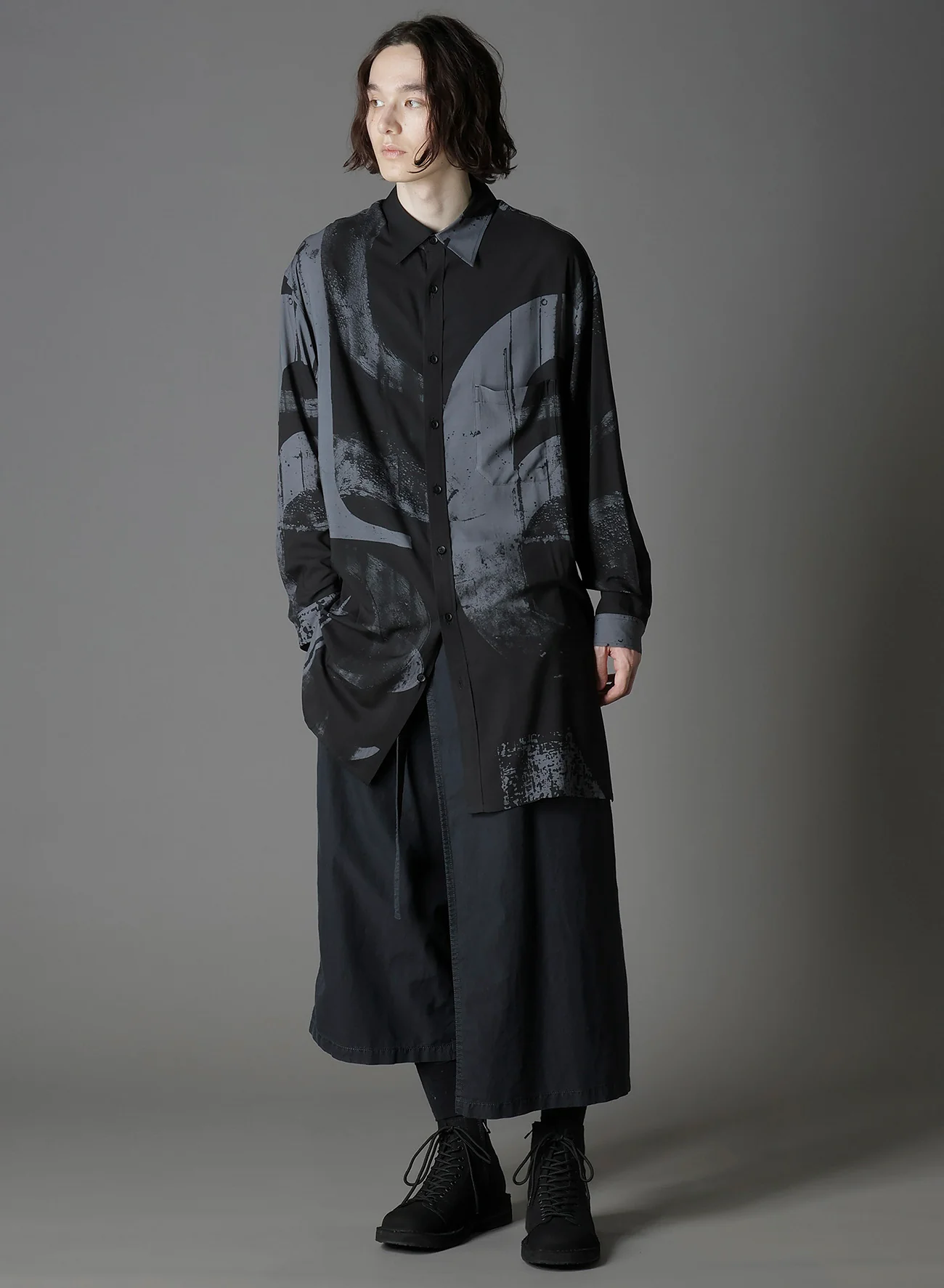 RAYON PRINT  NUMBER PATTERN LONG SHIRT - Image 3