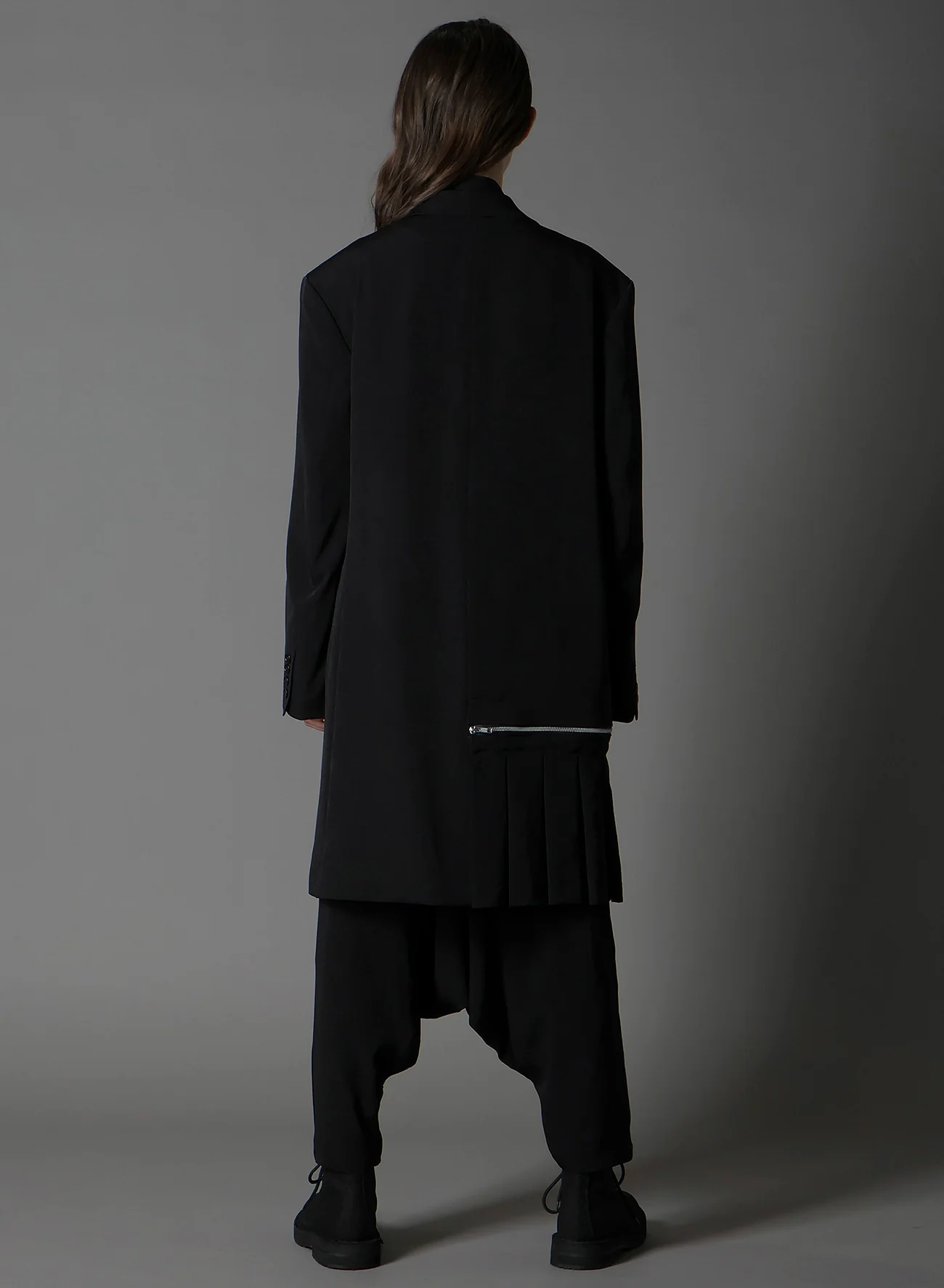 CREPE DE CHINE RIGHT PLEATED JACKET - Image 4