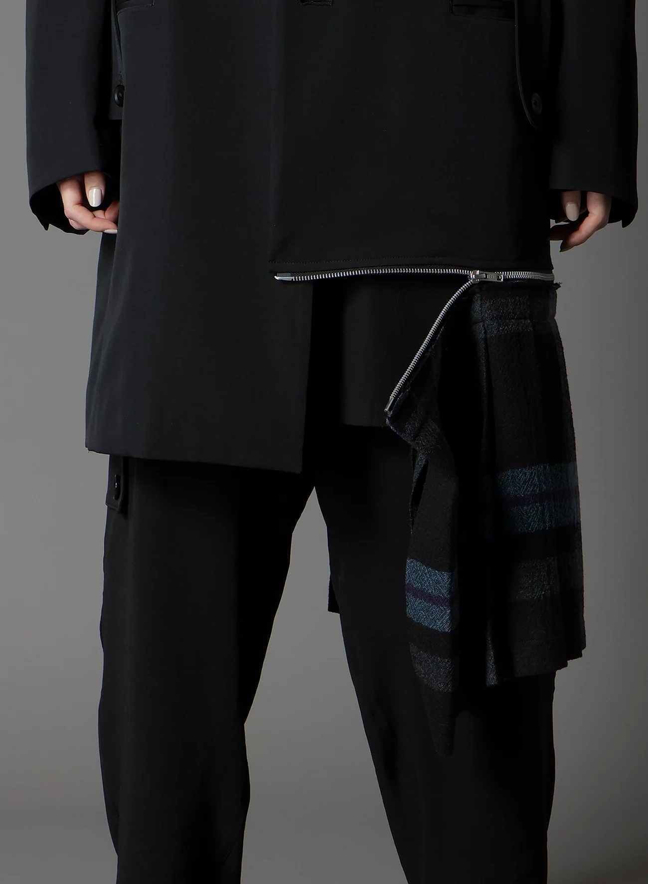 W/GABARDINE DOUBLE GAUZE PLEATED JACKET W/ TAB - Image 9