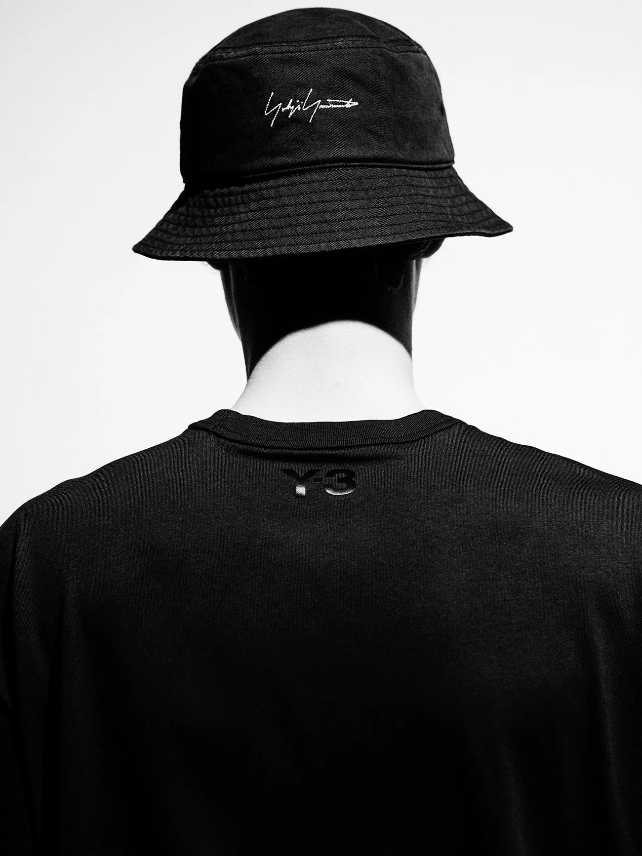 Y-3 KURO BUCKET HAT - Image 3