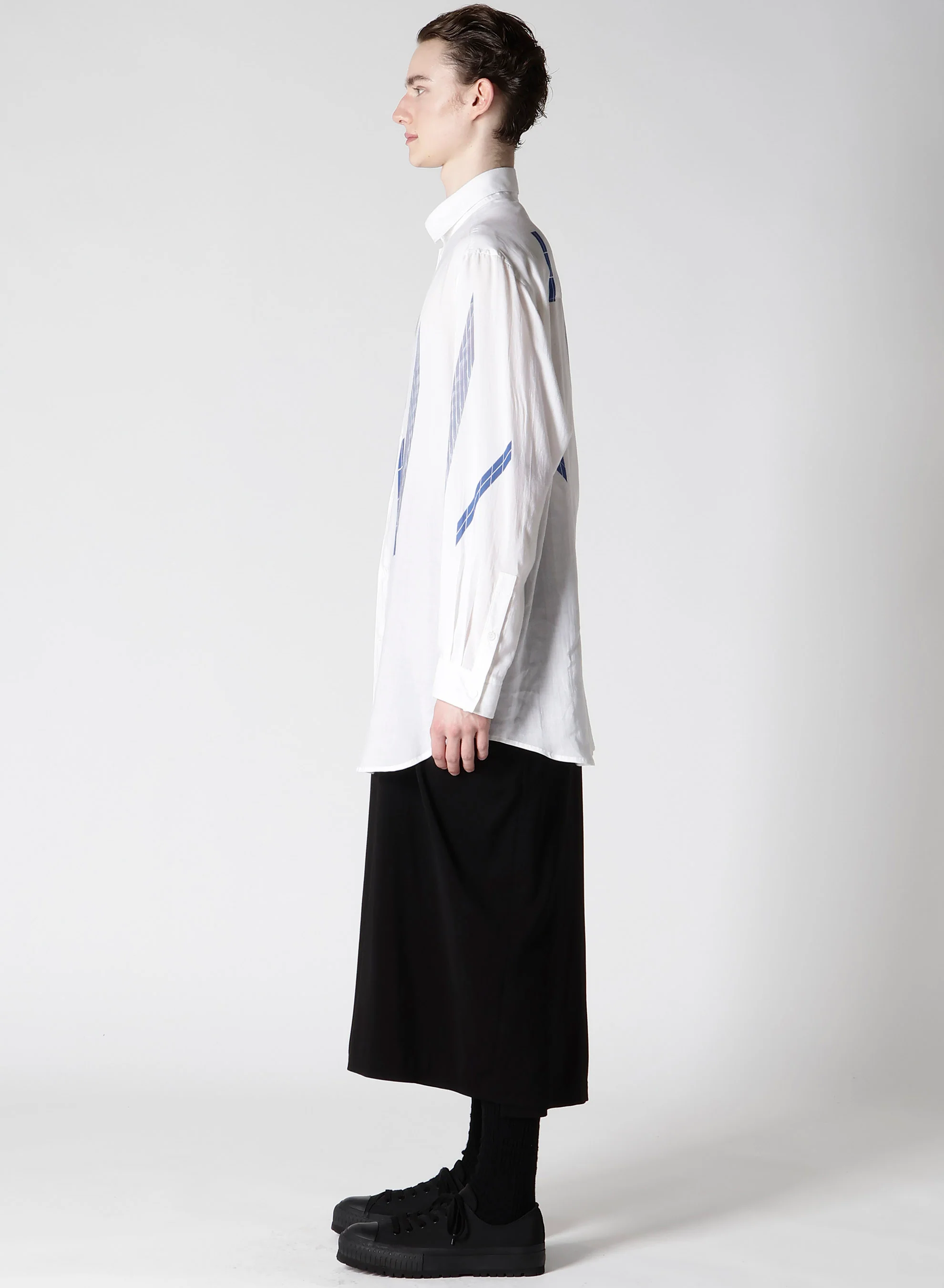 CELLULOSE BLUE MOTIF BLOUSE - Image 9