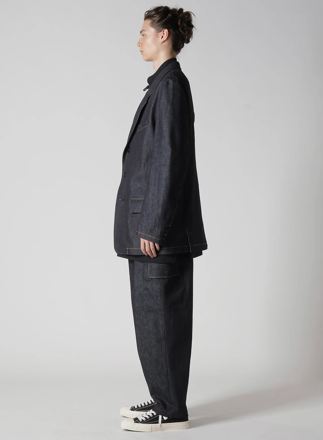 13oz UNEVEN YARN DENIM JACKET WITH 3-BUTTONS COLOR COMBI - Image 10