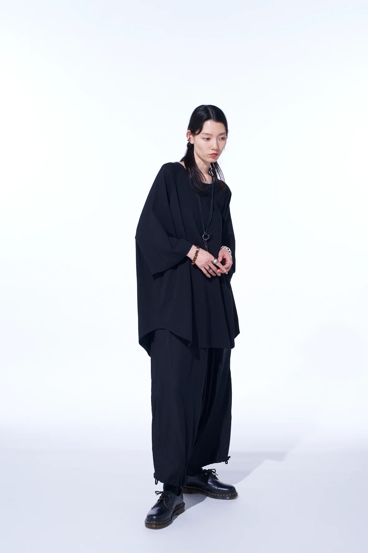 SOFT JERSEY BACK CENTER STITCH OVERSIZED RAGLAN SLEEVE T-SHIRT - Image 10