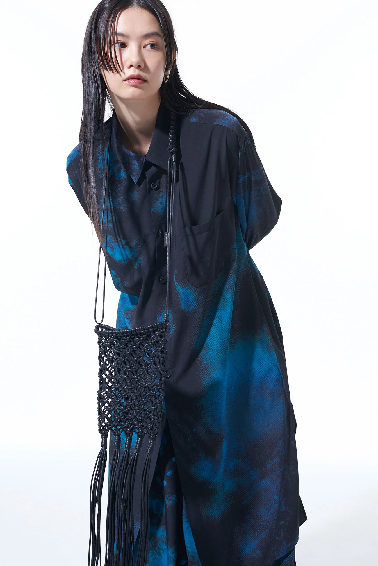 ACRYLIC CORD MACRAM_ MINI POCHETTE - Image 3