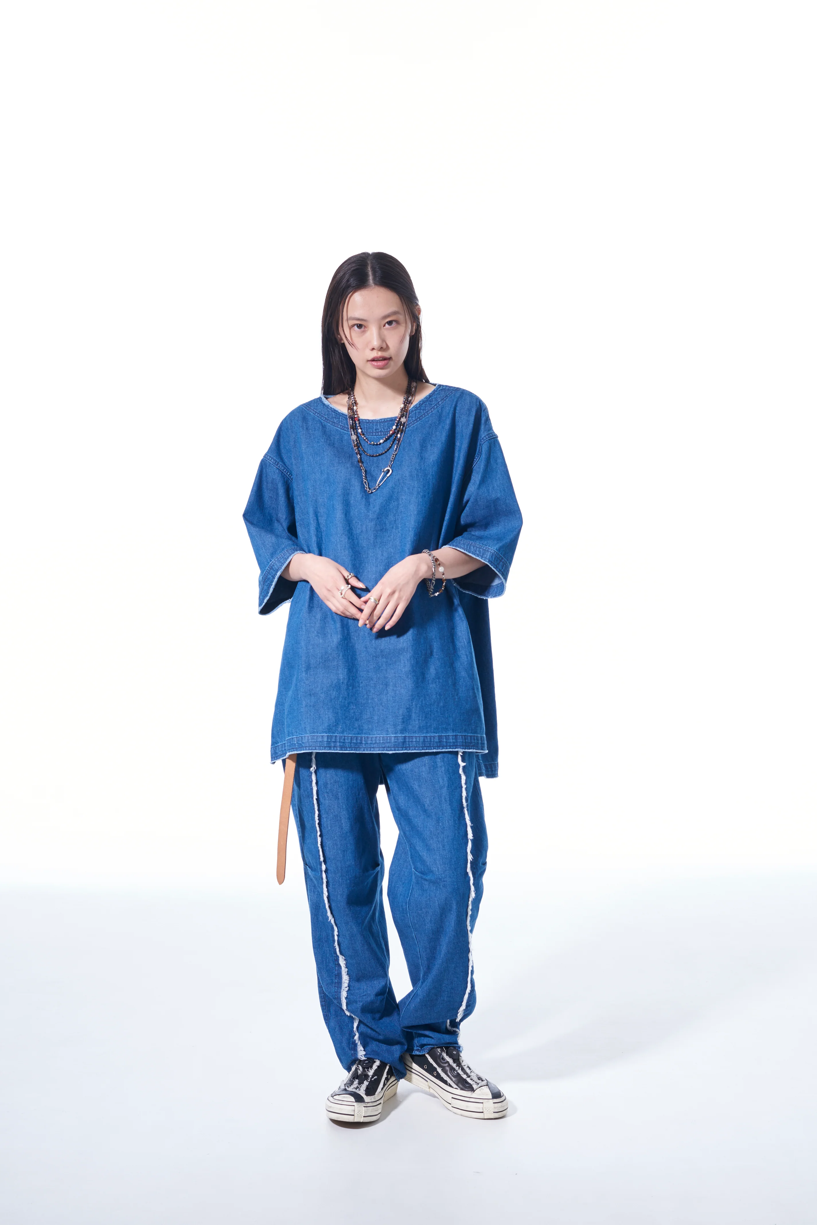 8OZ DENIM PANTS WITH RIPPED LINE DETAIL - Image 7