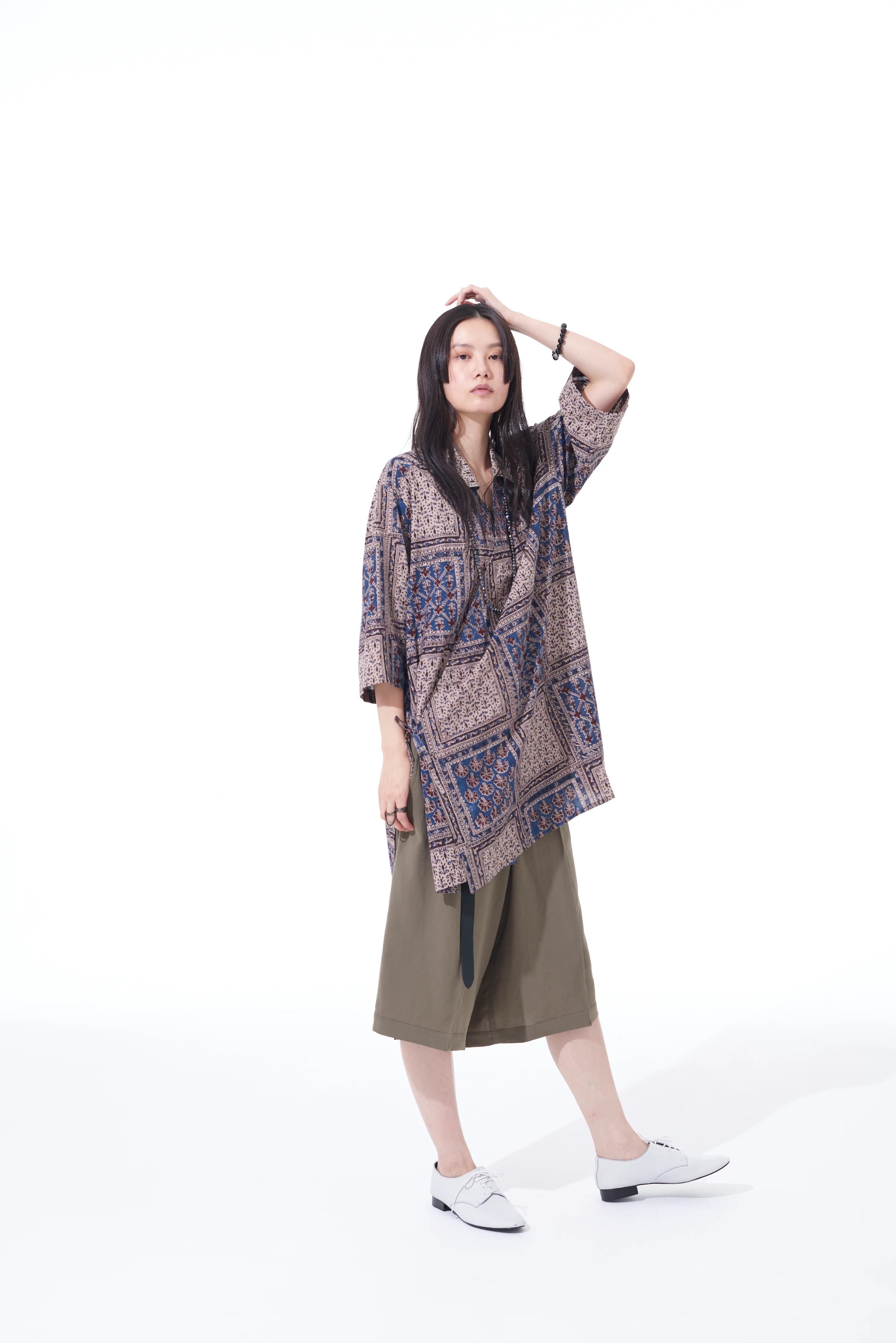 POLYESTER WASHER TWILL BUTTON-UP SHORTS - Image 10