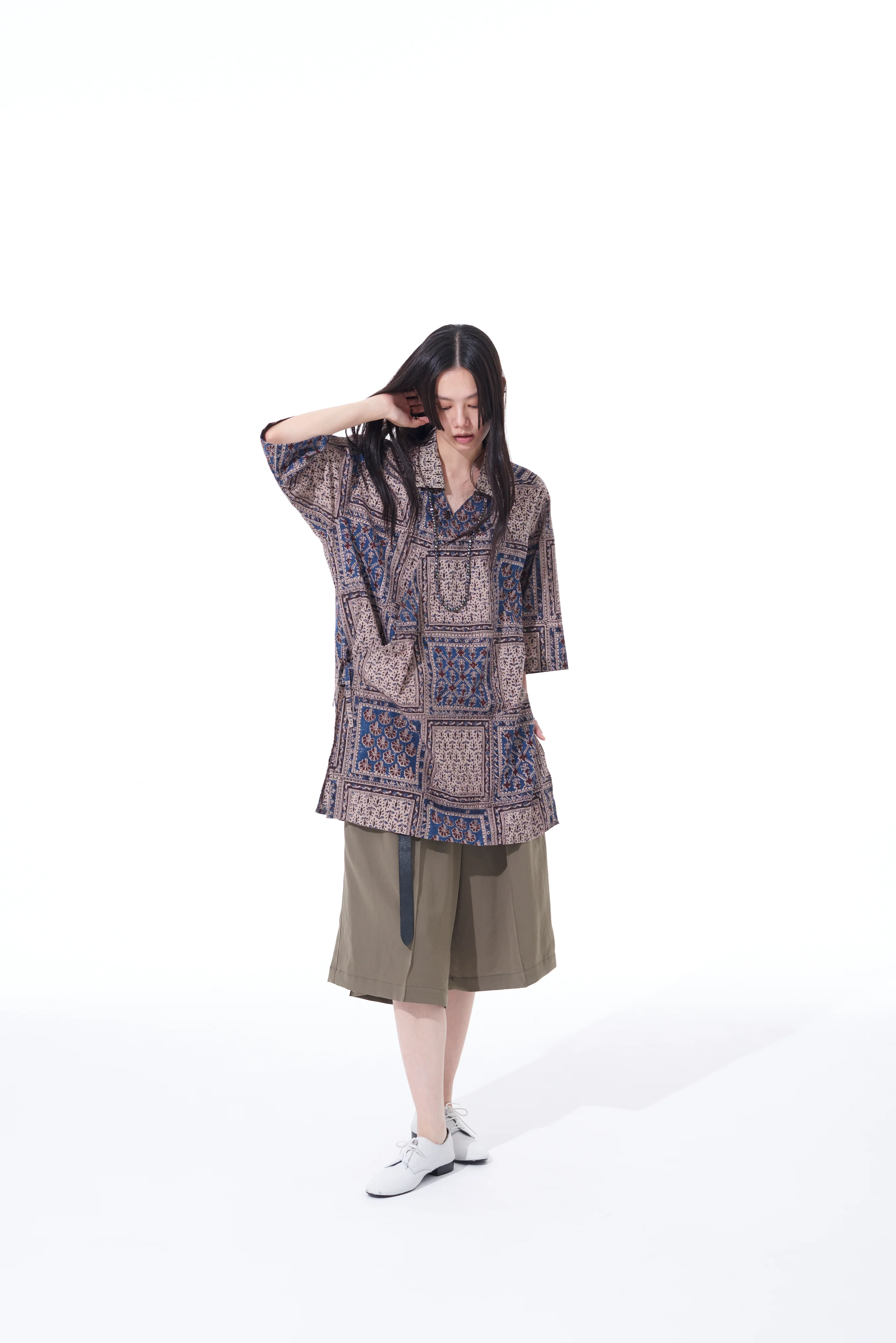 POLYESTER WASHER TWILL BUTTON-UP SHORTS - Image 11