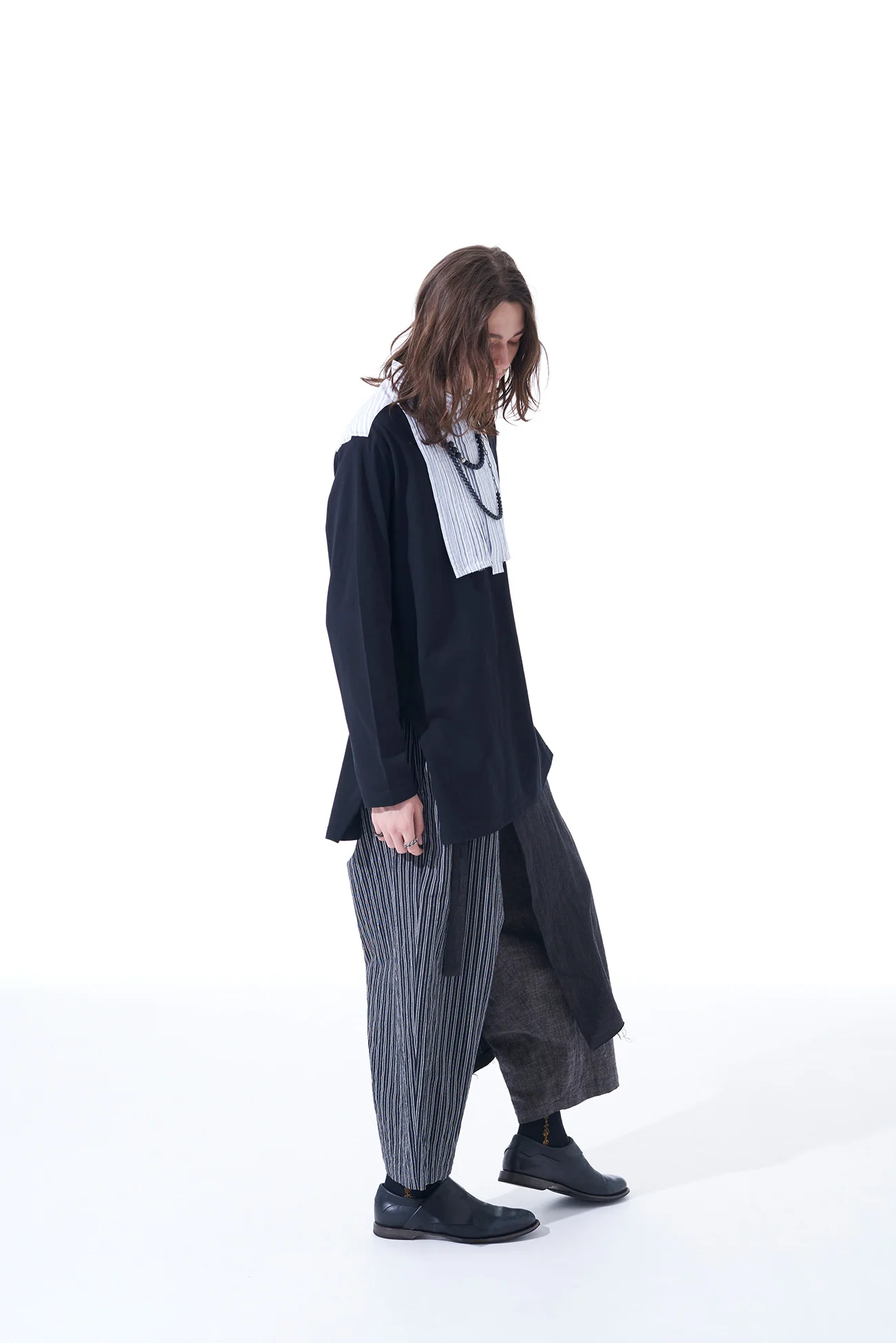 40/2 COTTON JERSEY + STRIPED FABRIC CHEST PIN TUCKED SHIRT - Image 5