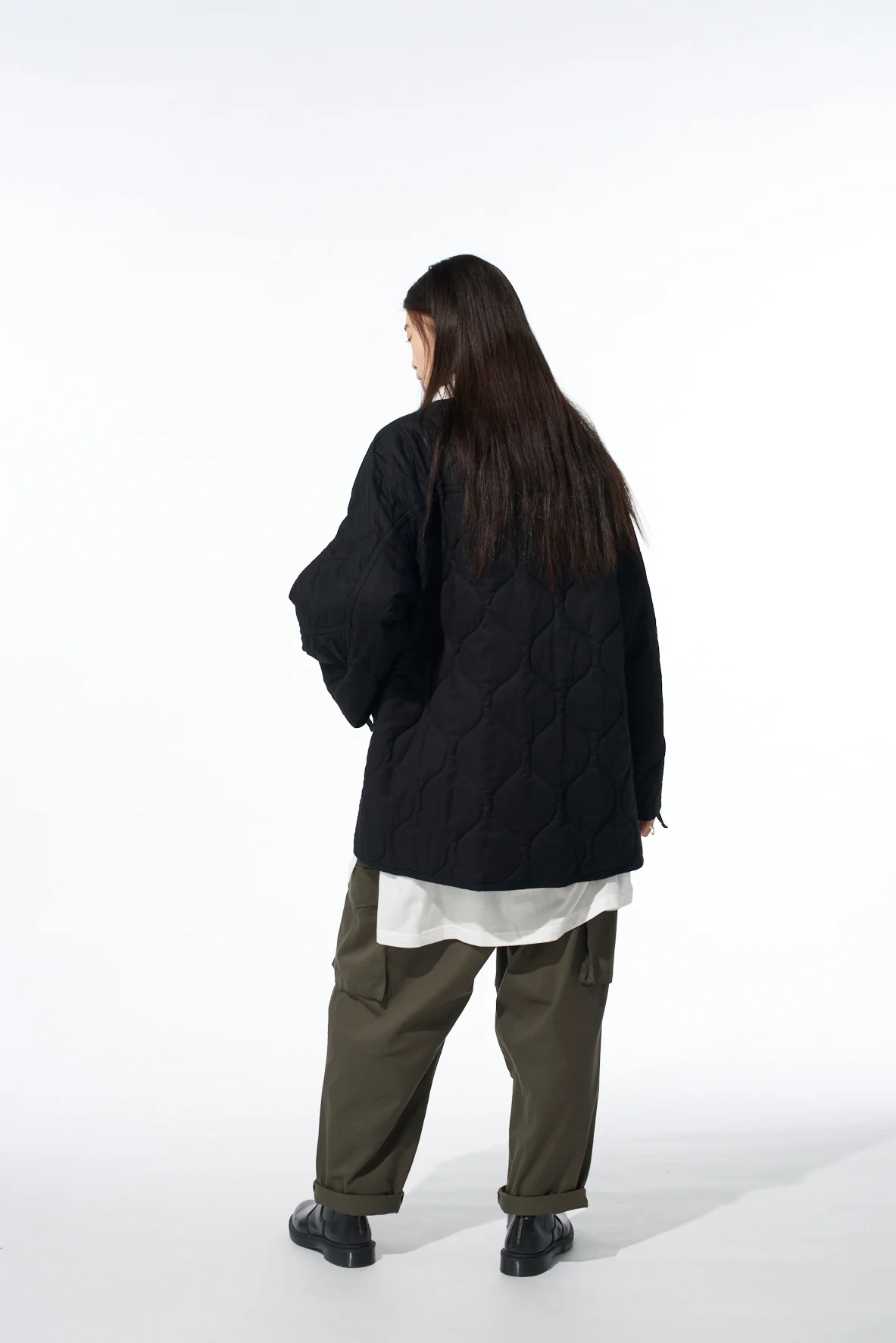 COTTON TWILL KNEE TUCK CARGO PANTS - Image 11