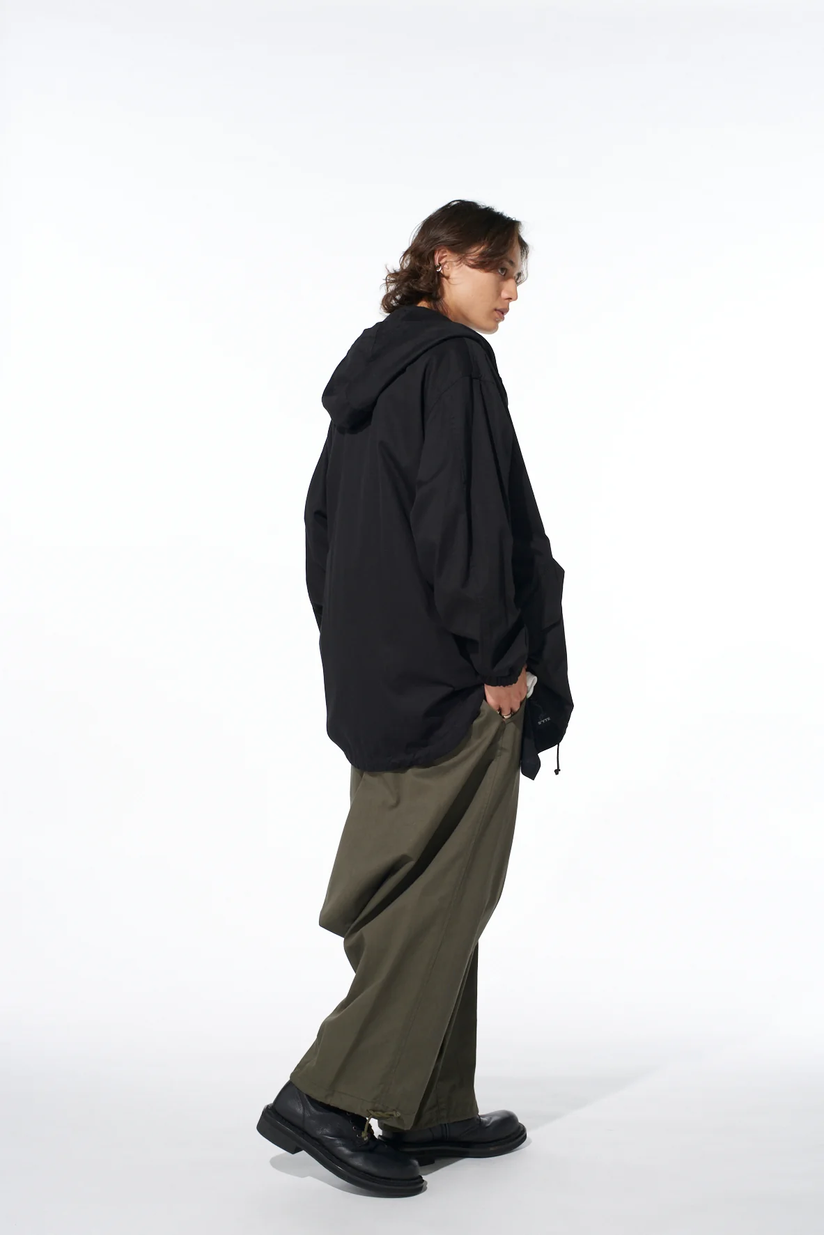 COTTON TWILL MOUNTAIN PARKA - Image 11
