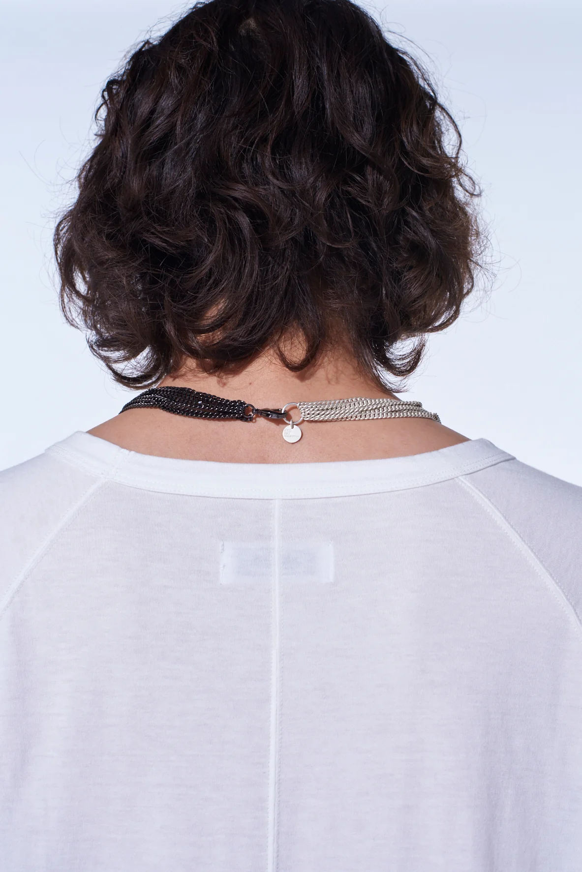 TWO-TONE CONTRAST MULTI CHAIN NECKLACE - Image 8