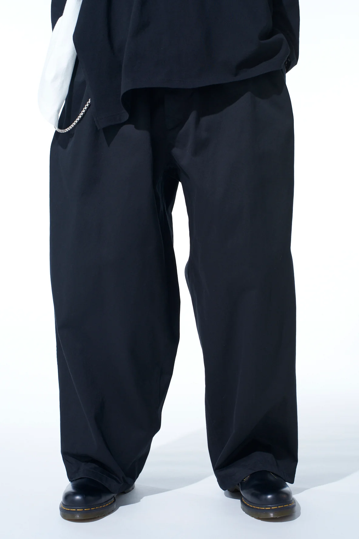 WEPON CLOTH WAIST-STRING WIDE PANTS - Image 6
