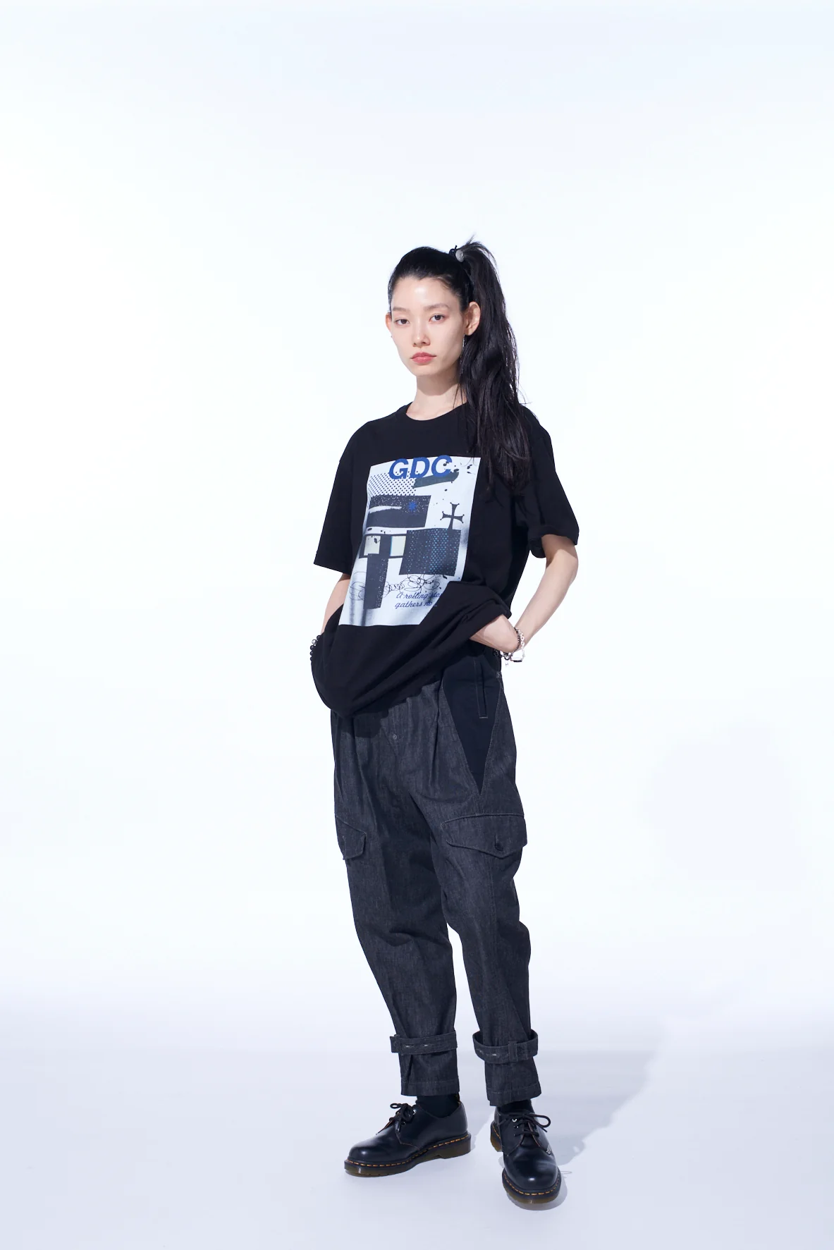 S’YTE × GDC Collaborate Collection- COLLAGE ART GRAPHIC T-SHIRT -fluctuatingly 02- - Image 8