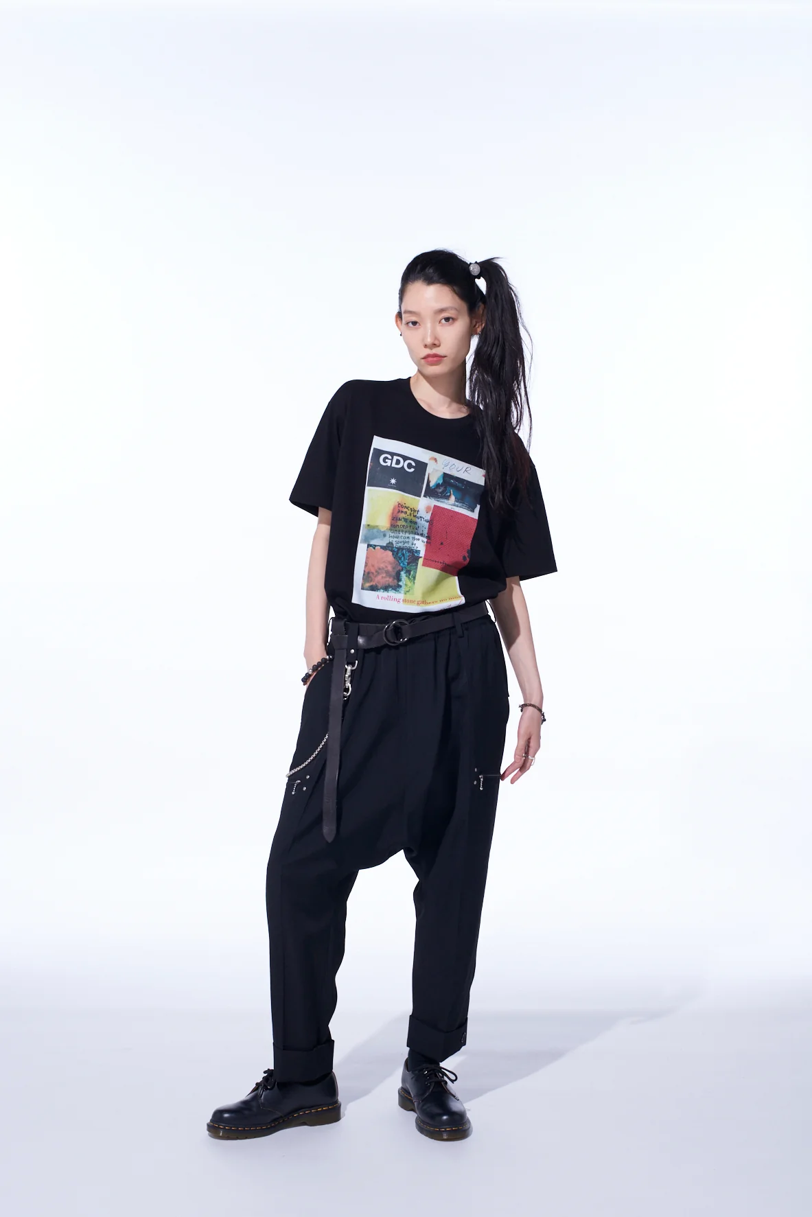 S’YTE × GDC Collaborate Collection- COLLAGE ART GRAPHIC T-SHIRT -fluctuatingly 03- - Image 11