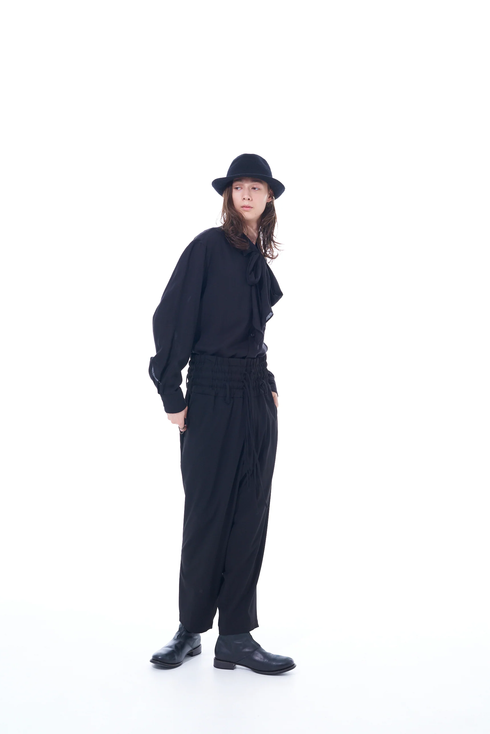 PE/RAYON GABARDINE STRETCH  SHIRRING AND LACES WAIST PANTS - Image 5