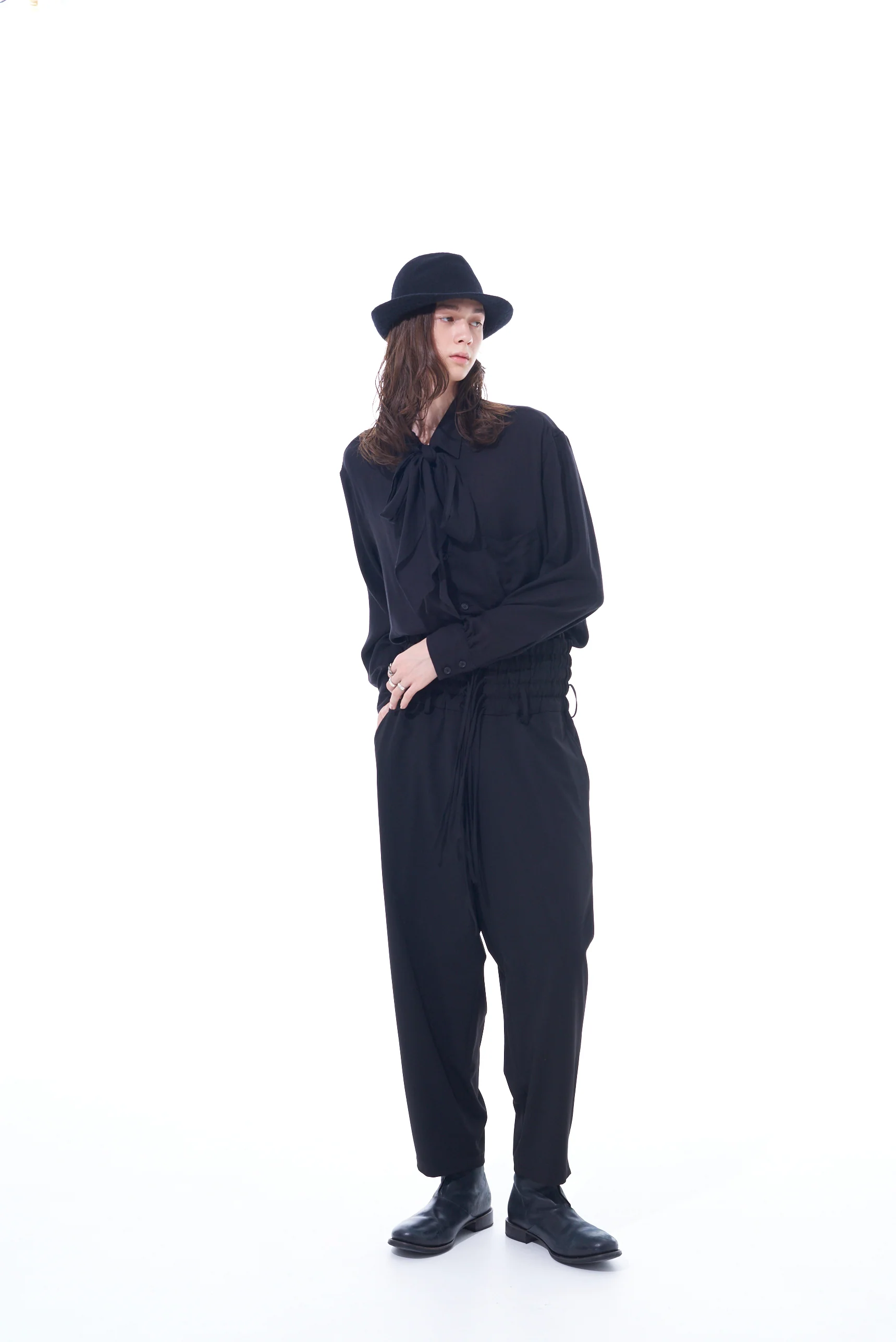 PE/RAYON GABARDINE STRETCH  SHIRRING AND LACES WAIST PANTS - Image 6