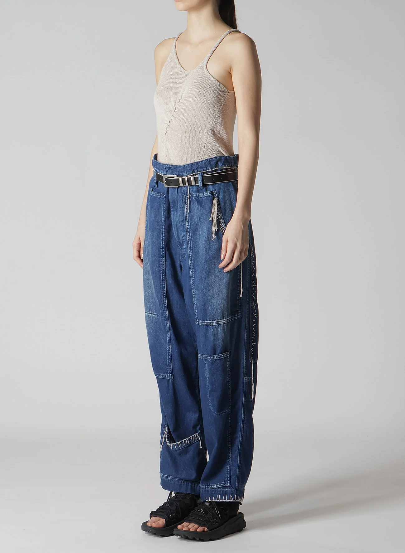 SPOTTED DENIM PATCHED-POCKET PANTS - Image 12