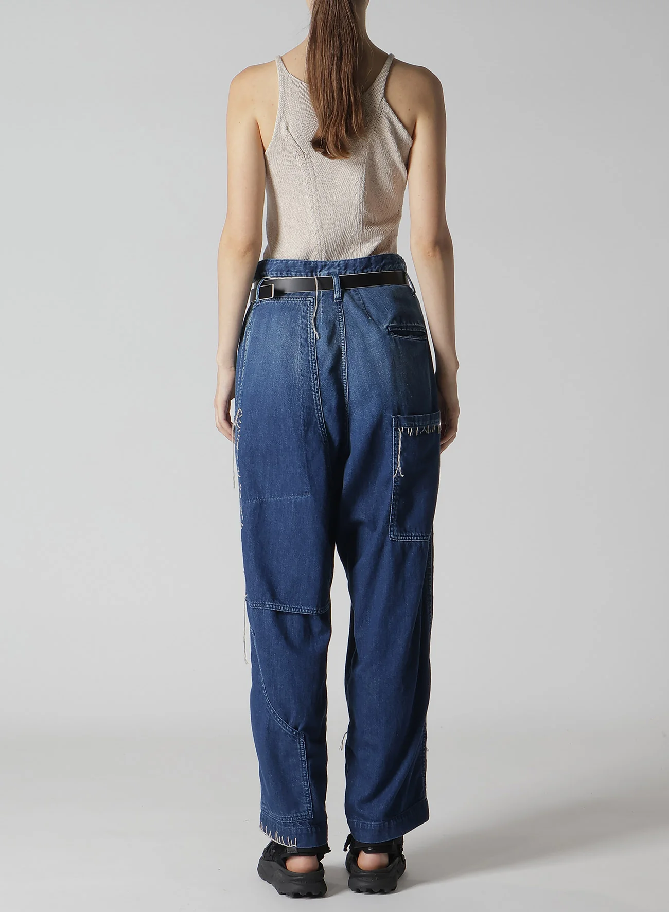 SPOTTED DENIM PATCHED-POCKET PANTS - Image 14
